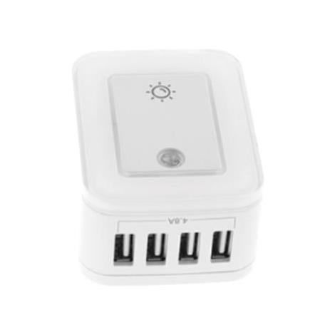 Tomacorriente Forza FWT-4012USB con Protector Sobretención 4 Puertos USB de 5V Luz Nocturna Regulable