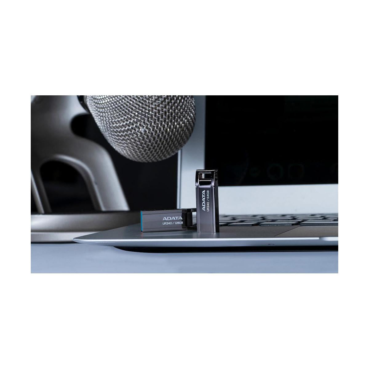 Memoria USB Adata UR340, 128GB, USB 3.2, Lectura 100 MB/s, Negro