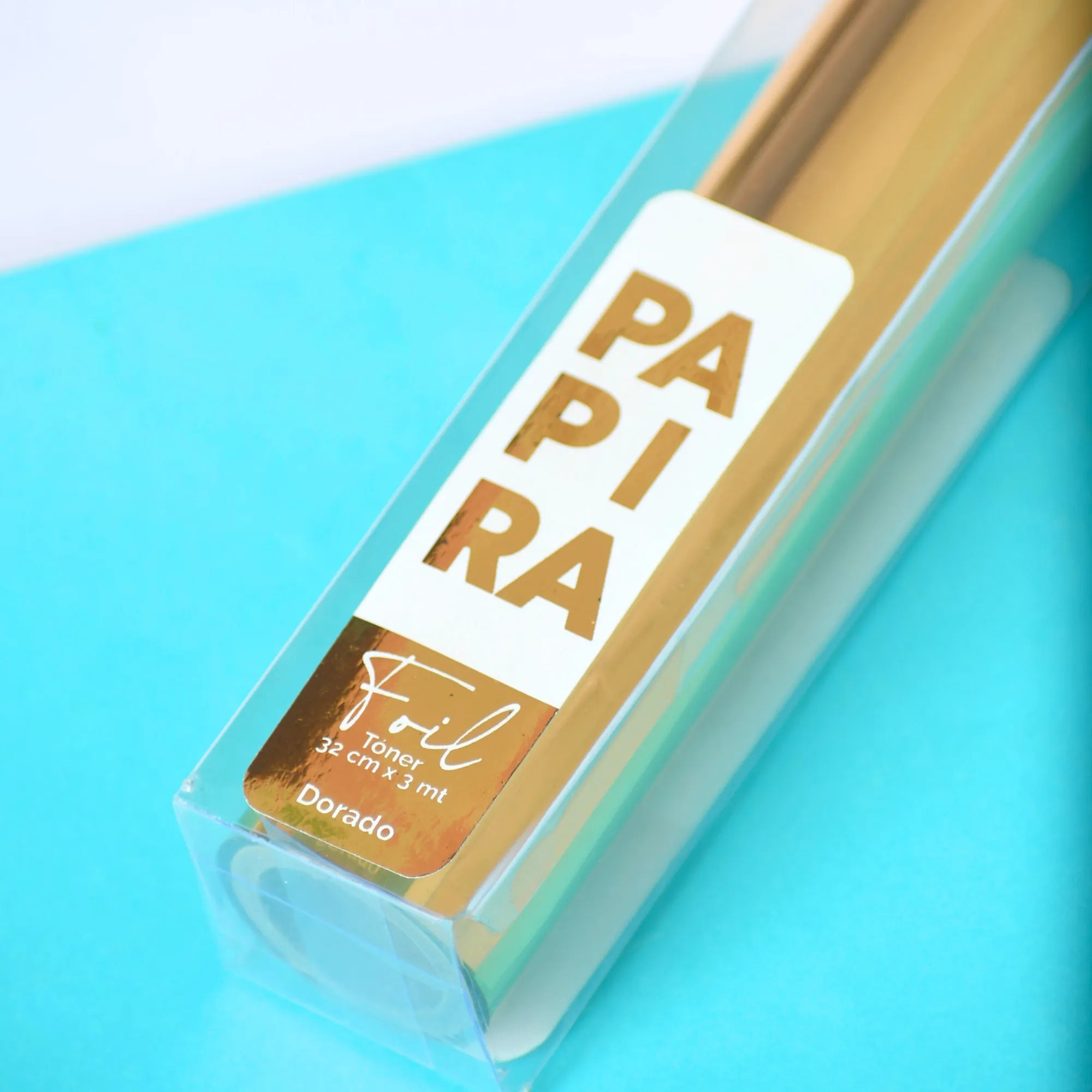 #Color_Dorado