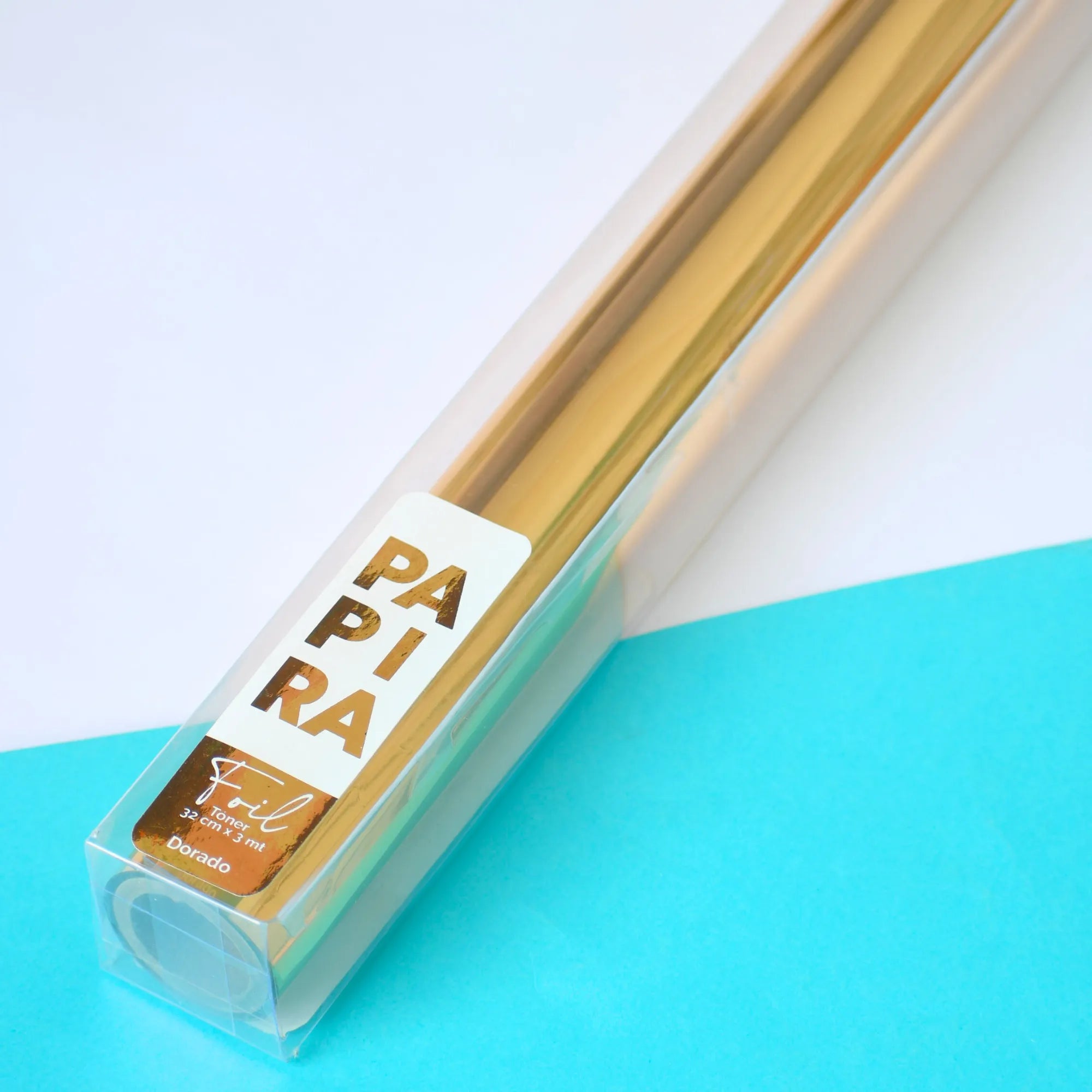 #Color_Dorado